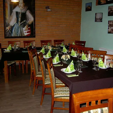 招待所 Pivnicka Pod Cachtickym Hradom