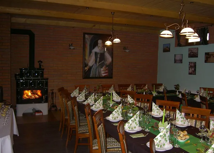 Pivnicka Pod Cachtickym Hradom Гостевой дом 3*